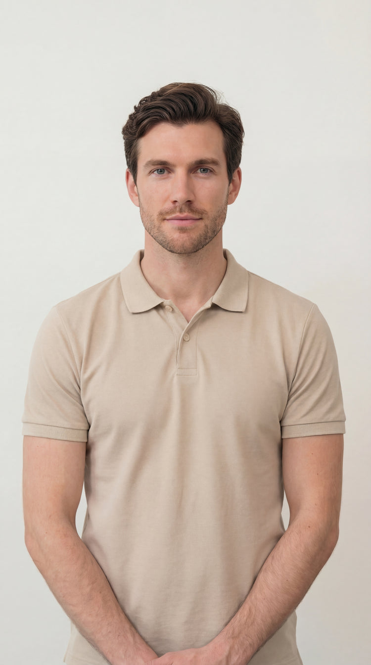 Formation réceptionniste pour compétences en accueil en entreprise

Réceptionniste répondant au téléphone de manière professionnelle

Agent d’accueil assistant des visiteurs à la réception

Réceptionniste gérant les rendez-vous et tâches administratives