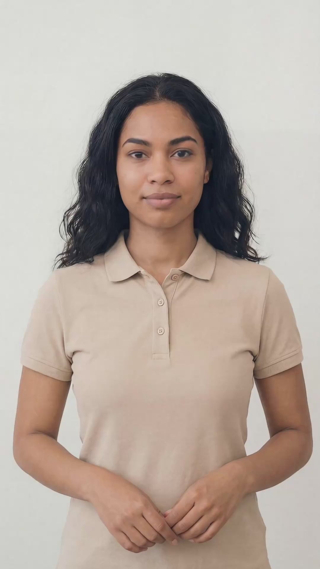 Formation aux compétences d'accueil et de réception

Réceptionniste professionnel accueillant un client

Communication avec le client à l'accueil du bureau

Réceptionniste gérant les rendez-vous clients